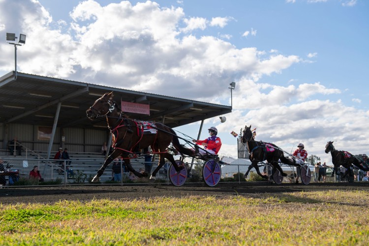 Iez6q-V0-2.jpeg Iez6q-V0-2.jpeg