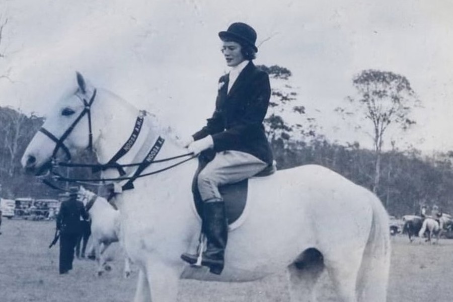 June Roche Kayla Barker rides for her two greatest inspirations :: Racing Queensland