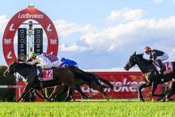 Doomben 10,000