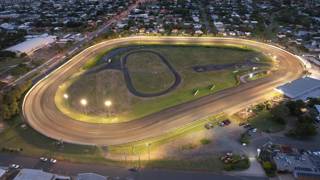 Oli's Oil - February 25 @ Redcliffe