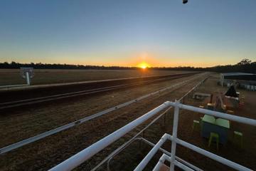 Clermont Race Day