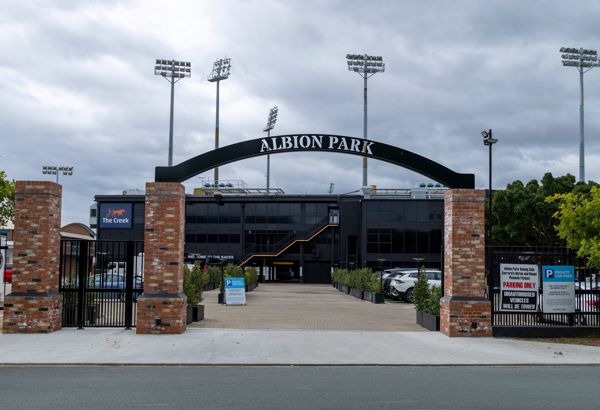 Albion Park Harness Racing Club