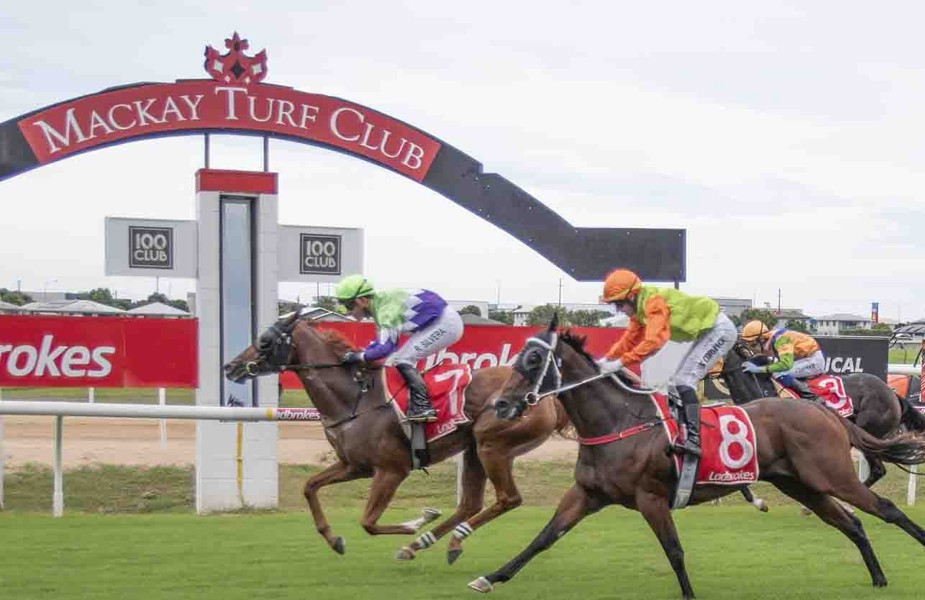 Mackay for trainer Stephen Rundle and jockey Raul Silvera Olivera. Pictures: Jim Law.