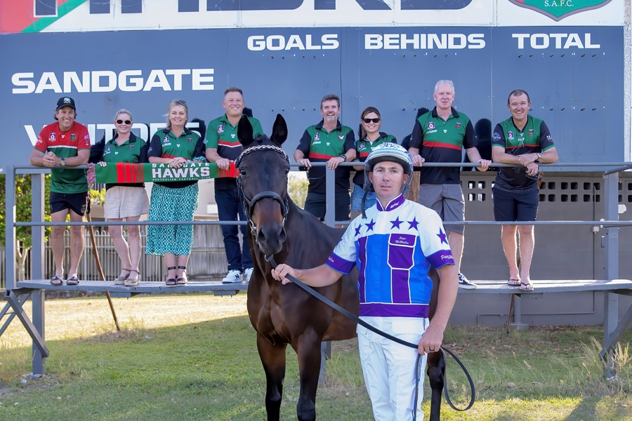 Pete mcmullen and Members of the Unharnessed Hawks Syndicate at the Sandgate Hawks training ground
