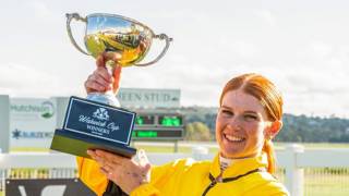 Veteran trainer breaks Warwick Cup drought
